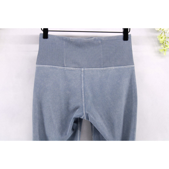 Lululemon Women's Wunder Under Crop Leggings 23" Ribbed Washed Moon Blue Sz 6 - Picture 4 of 6